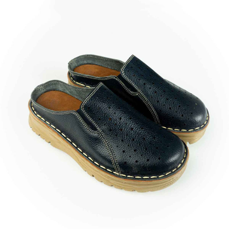 Genuine leather clogs - Code 244