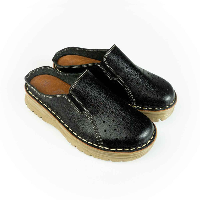 Genuine leather clogs - Code 244